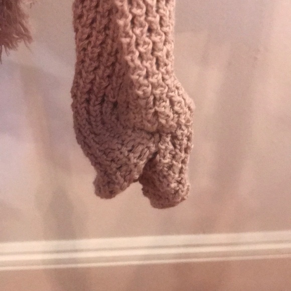 ‼️CLEARANCE‼️ Cut Out Shoulder Waffle Top - Picture 8 of 8